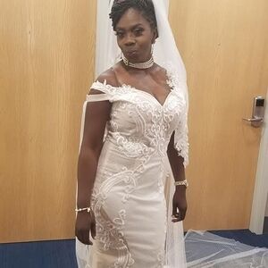 Elegant White Lace Off-Shoulder Dress